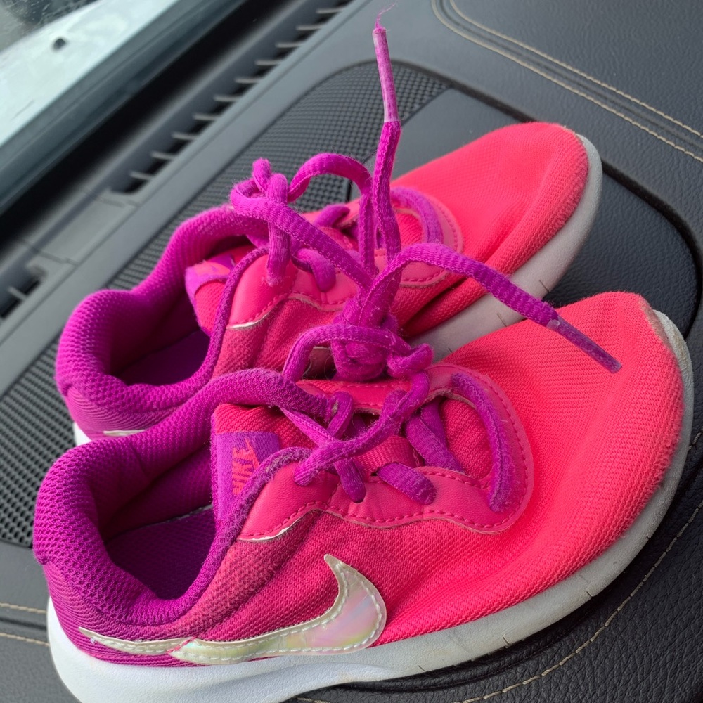 Nike girls 11c shoes